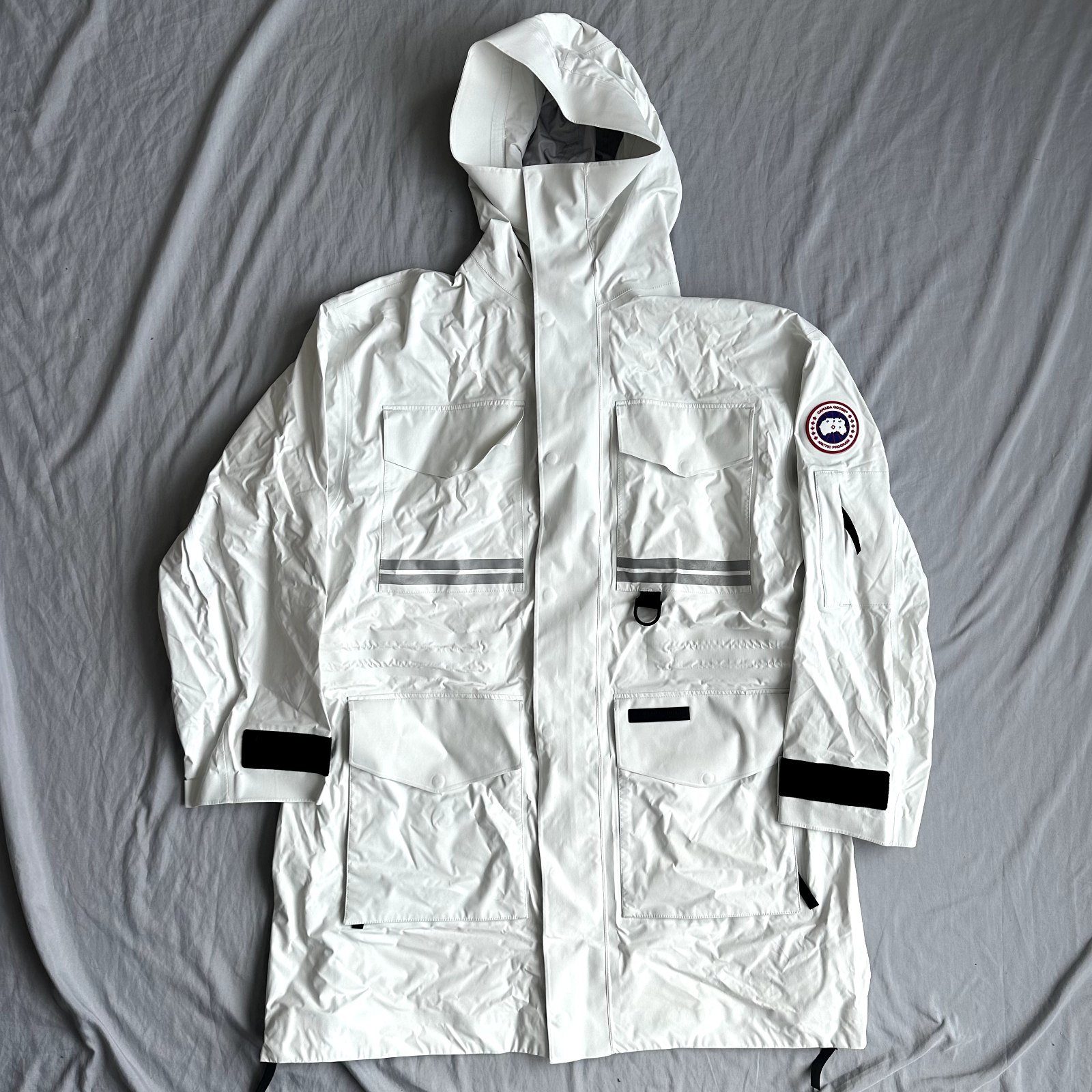 Canada Goose Angel Chen Light Jacket White Size Large Retail $1,395