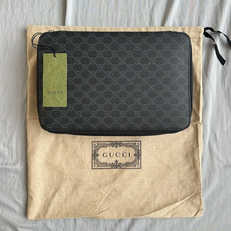 Gucci Supreme Pouch GG Monogram Black & Gray