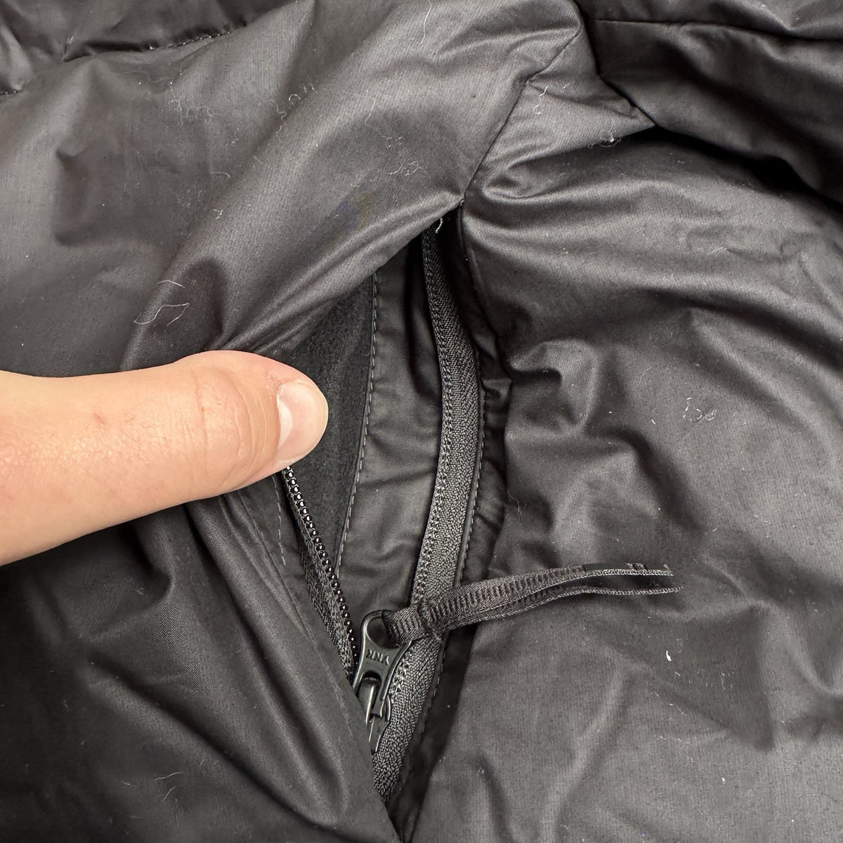 Canada Goose Garnet Cropped Puffer Jacket Black Size Large