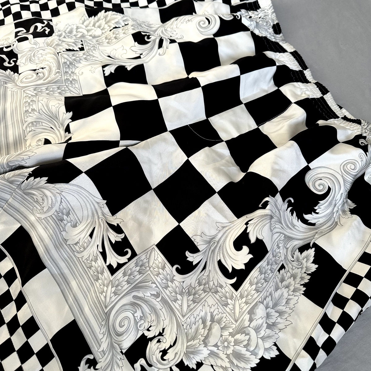 Versace Silk Shorts Black & White Size 38