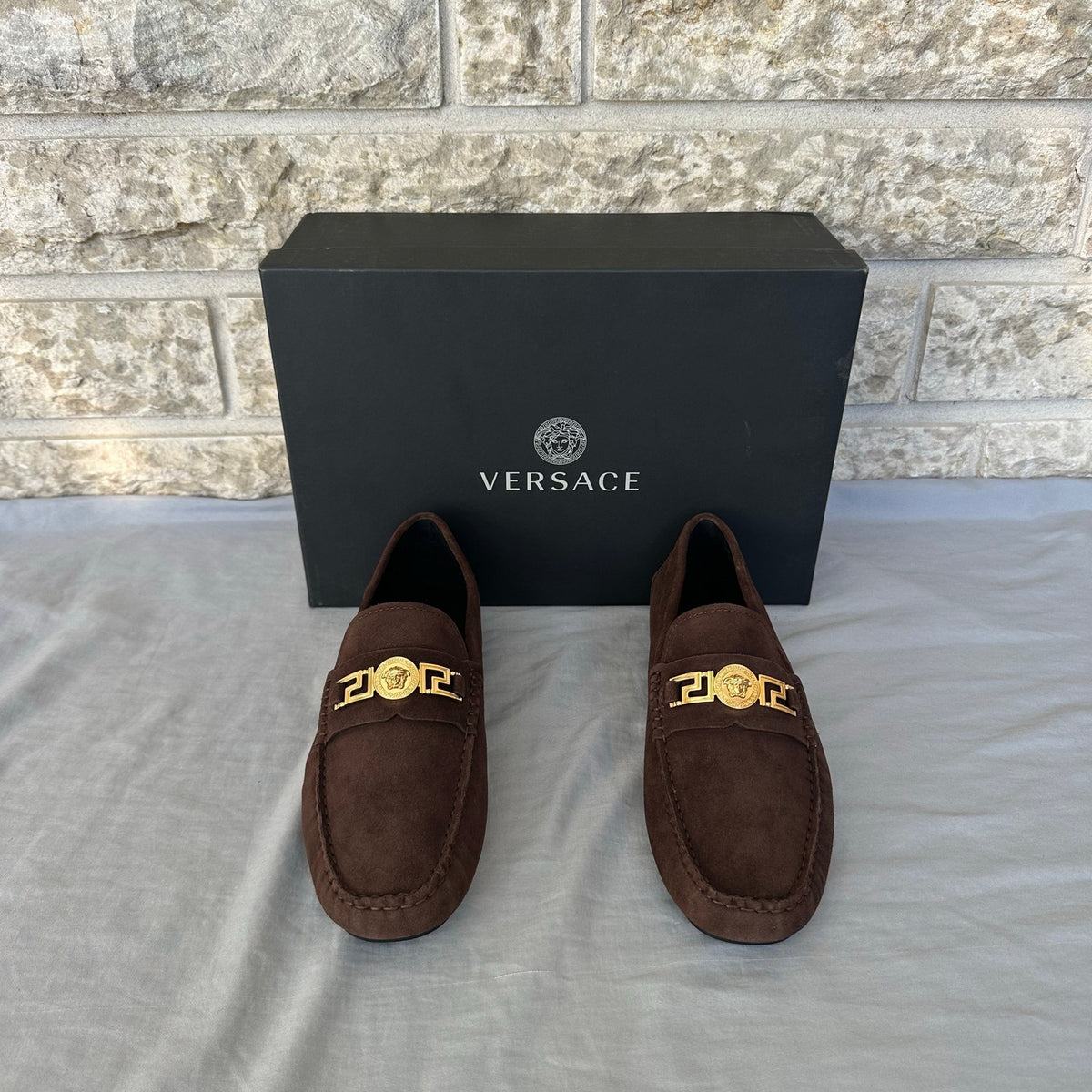 Versace Brown Suede Loafers With Gold Logo Size 8 Retail $790