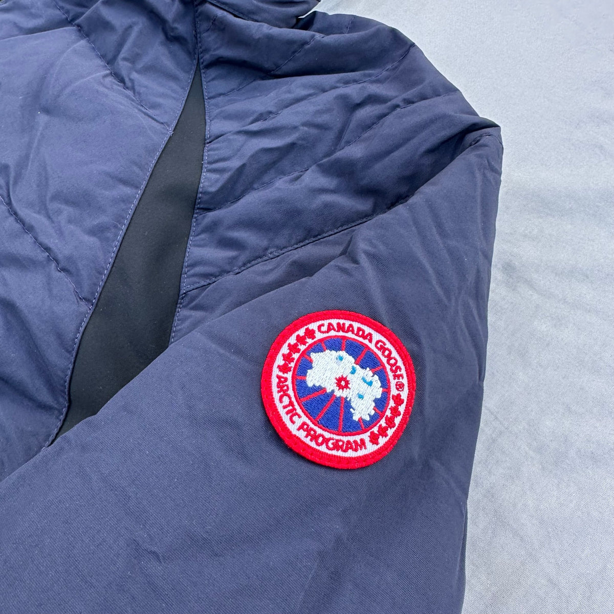 Canada Goose Updated Hybridge Base Coat Size 2XL