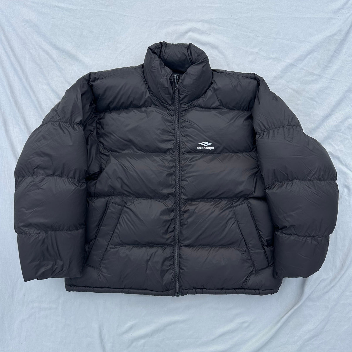 Balenciaga x Skiwear Sports Icon Puffer Jacket Size Large/XL