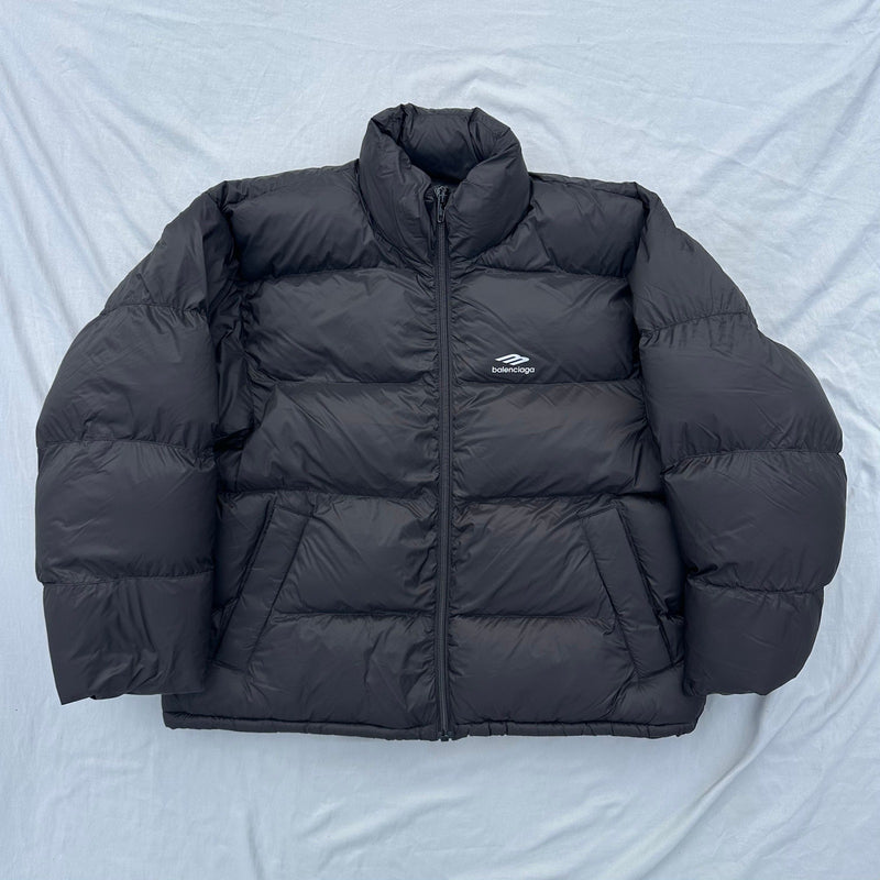 Balenciaga x Skiwear Sports Icon Puffer Jacket Size Large/XL
